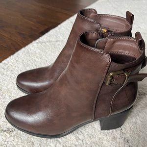 Brown Booties (Size 7)